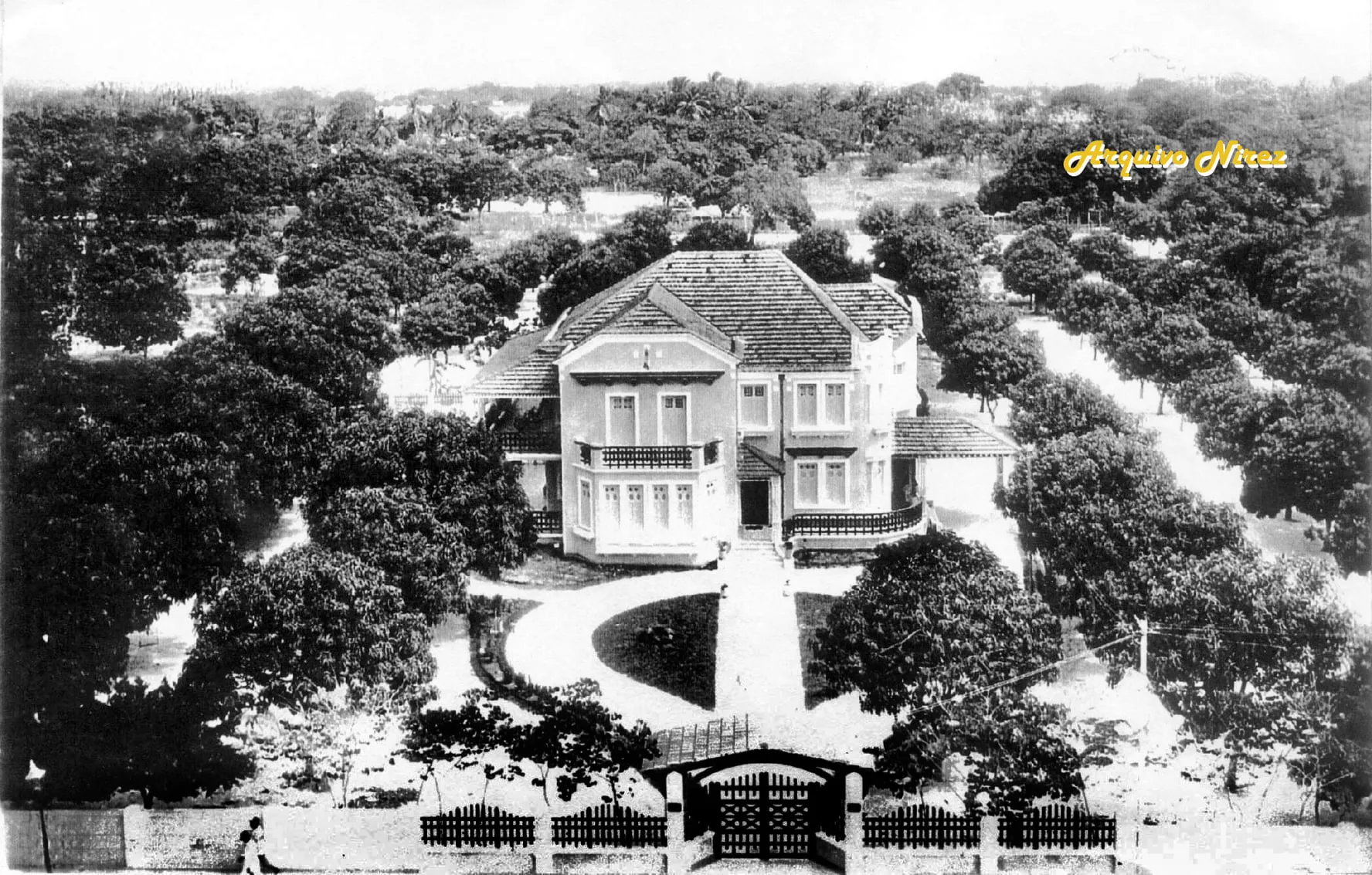 Palacete Gentil, casa que ficava no Boulevard Visconde de Cauhype, hoje Avenida da Universidade, 2995
