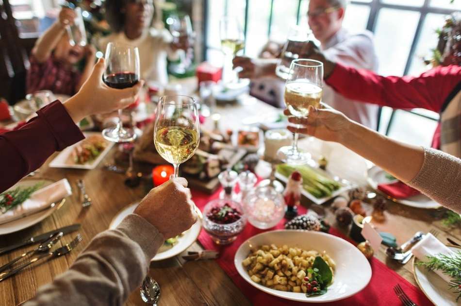 ¿Te excediste en la cena de Navidad?  Vea consejos sobre cómo evitar la hinchazón y la indigestión – Ser Saúde