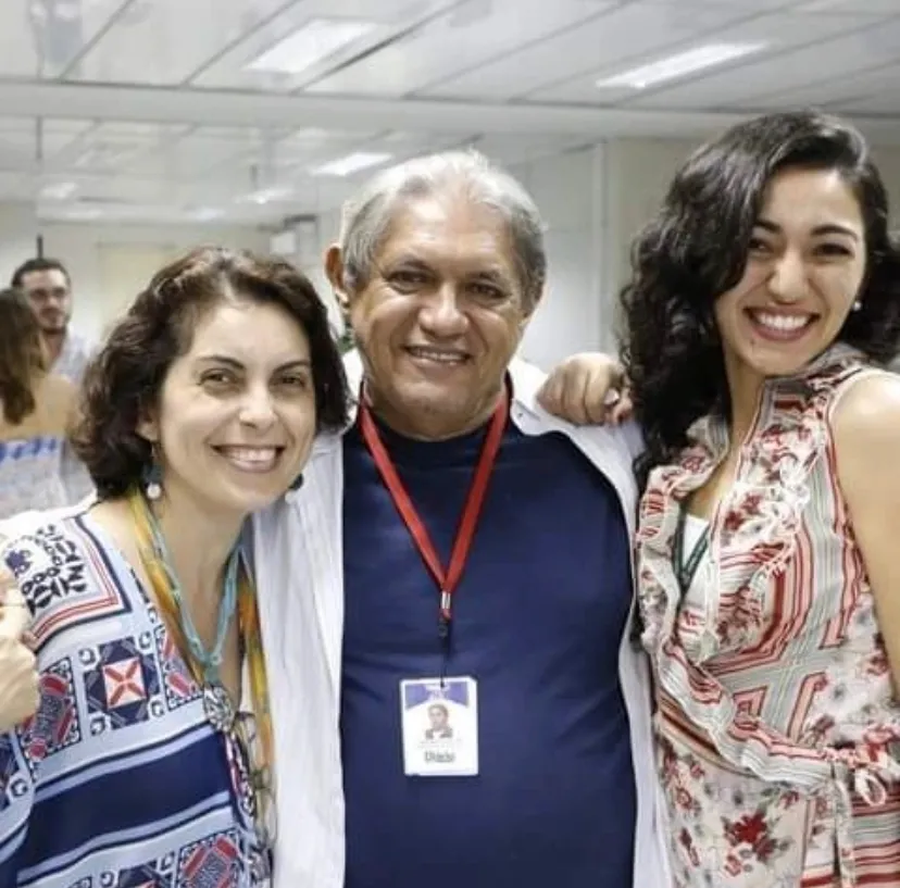 Amigos de redação compartilham a dor da perda de Tuno