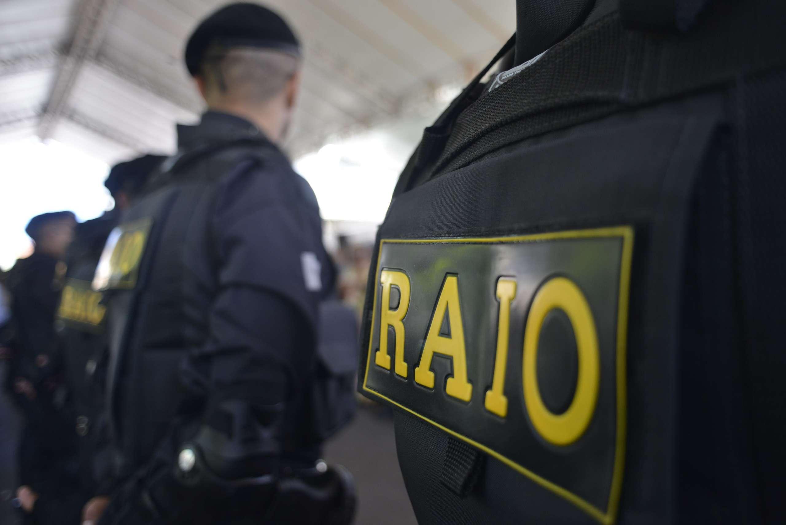 Uma equipe do Comando de Policiamento de Rondas de Ações Intensivas e Ostensivas (CPRaio), da Polícia Militar do Ceará (PMCE), foi acionada, interveio na tentativa de linchamento e realizou a prisão do suspeito