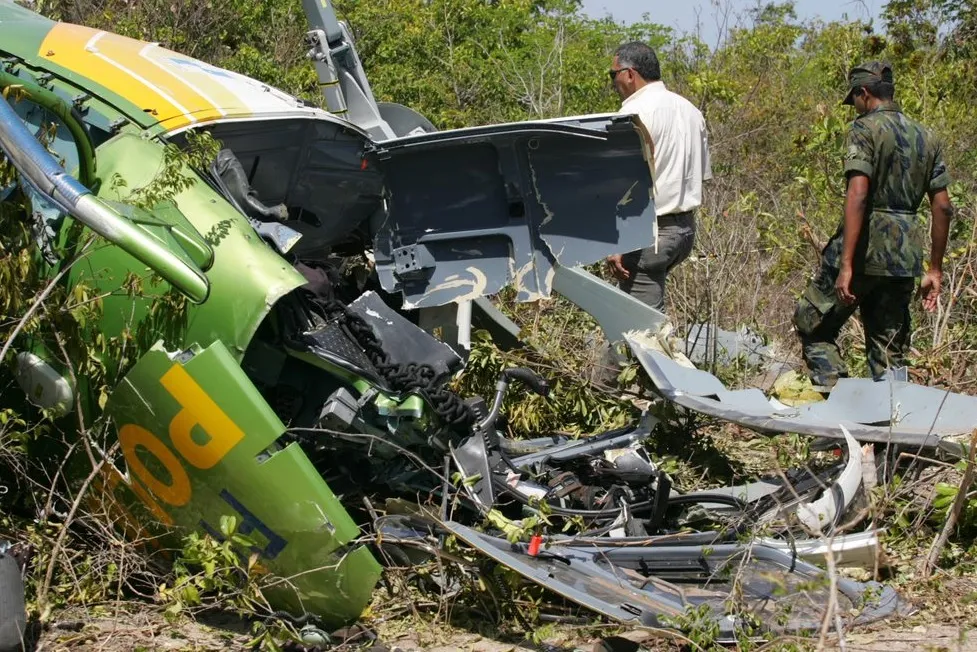 Aeronave ficou destroçada, mas não pegou fogo