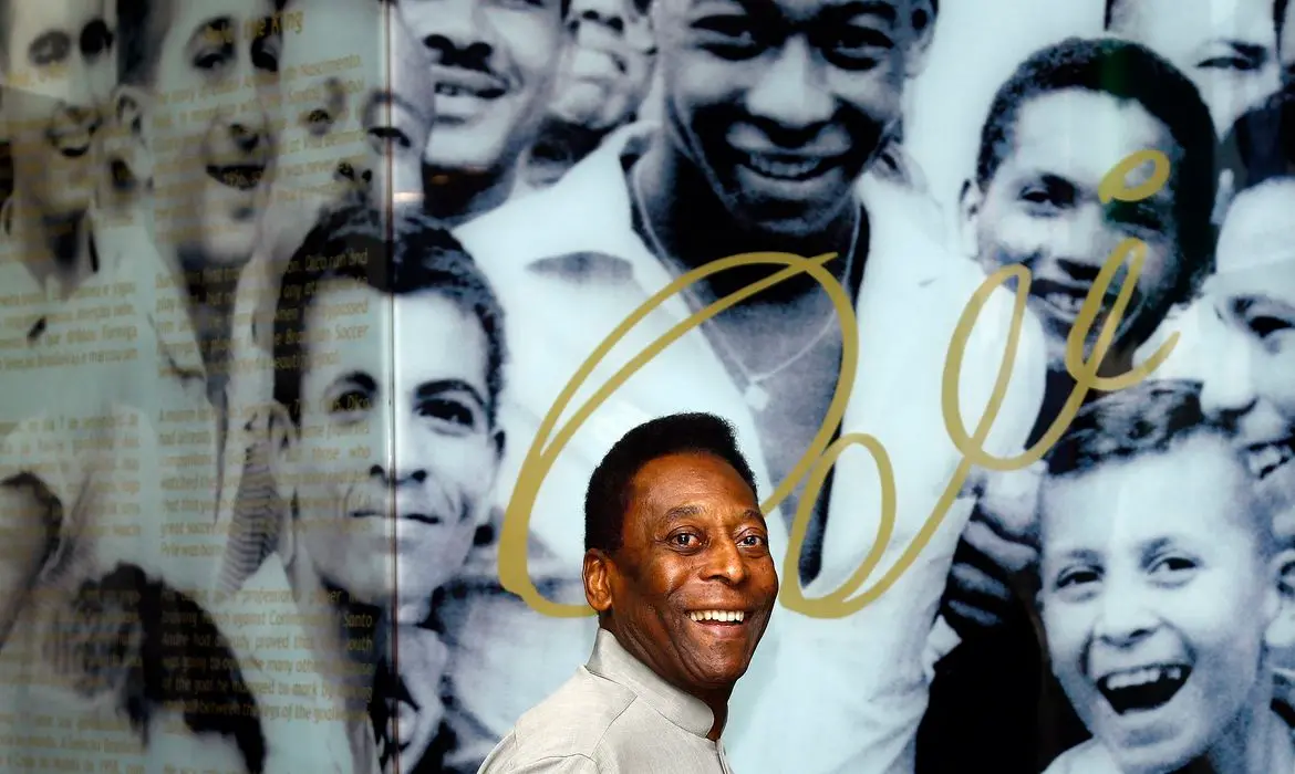 Rei Pelé faleceu nesta quinta-feira (29)