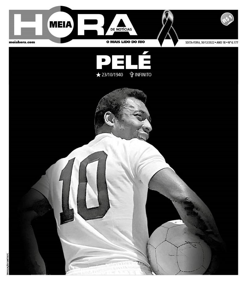 Imagem mostra Pelé sorrindo