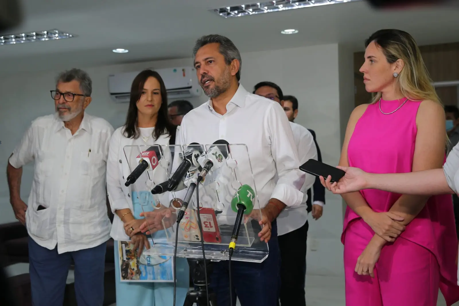 Novos nomes foram anunciados por Elmano de Freitas