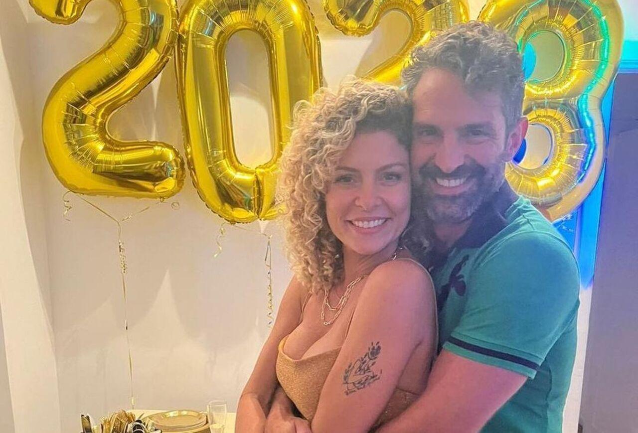 Juntos, casal postou foto em rede social