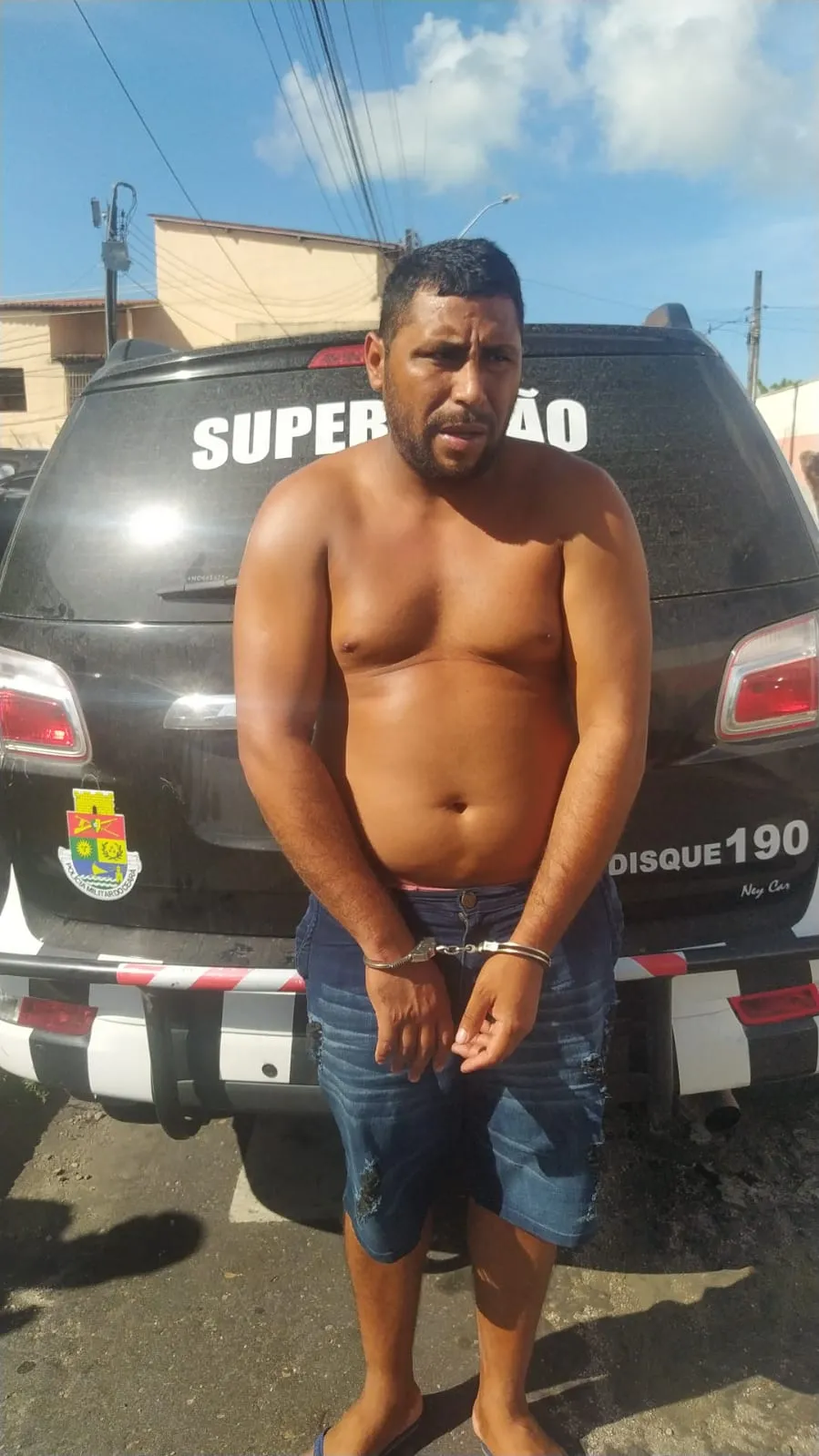 O caseiro foi detido em flagrante