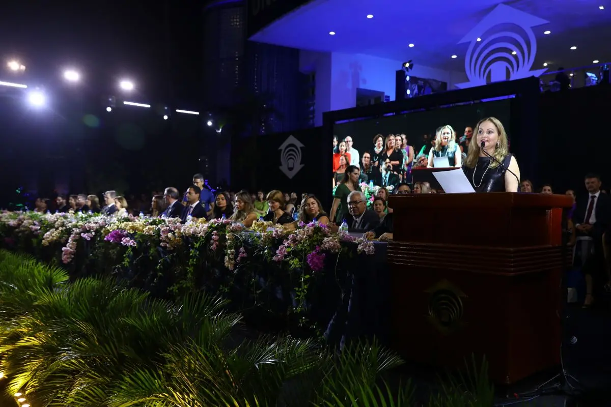 Imagem da notícia Colação de grau 2022.2 da Unifor reúne 1.500 concludentes