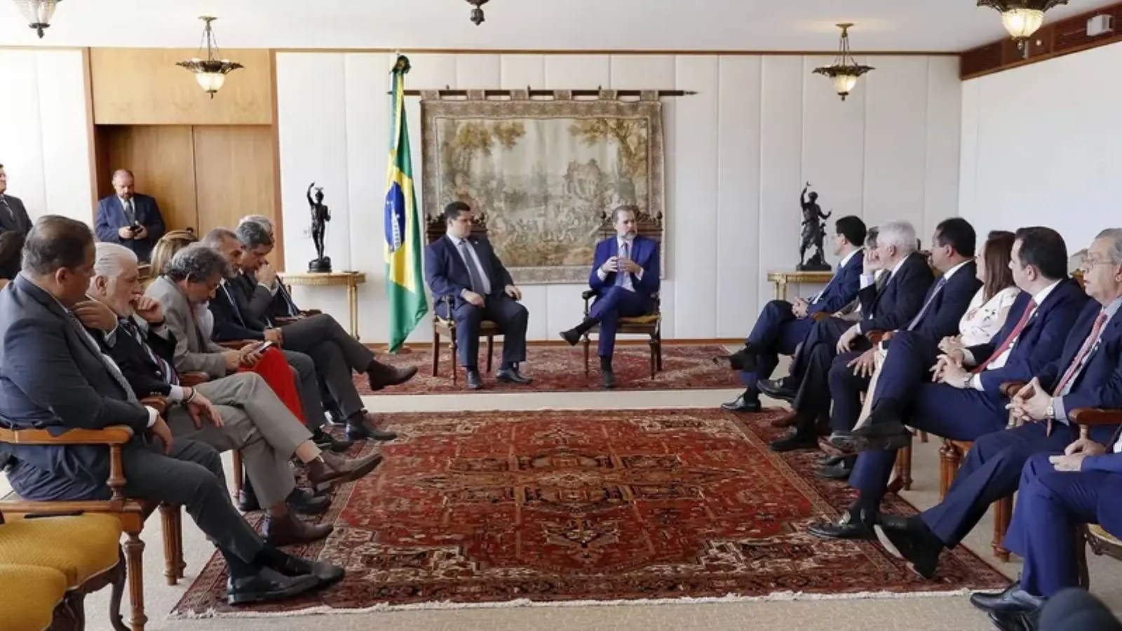 Gabinete do presidente do STF antes da invasão de manifestantes