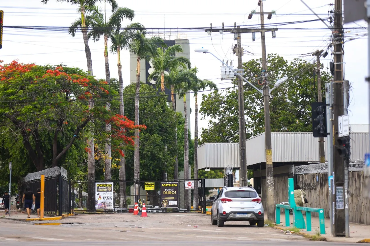 As fábricas da Guararapes em Fortaleza totalizavam 9.800 m² de área construída