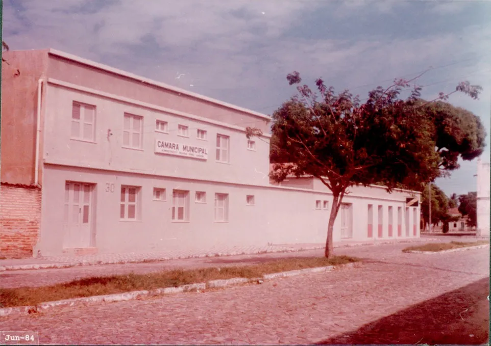 Câmara Municipal de Aquiraz, a primeira capital e sede do governo da Capitania do Ceará; foto de 1984