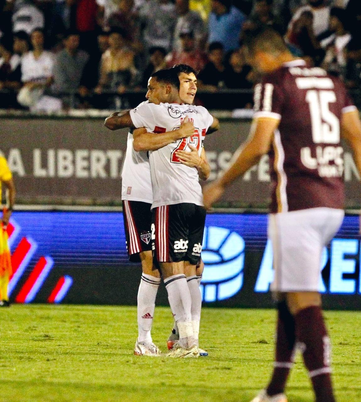 Ferroviária 1 x 2 São Paulo - David abre caminho e Tricolor busca virada  com um a menos