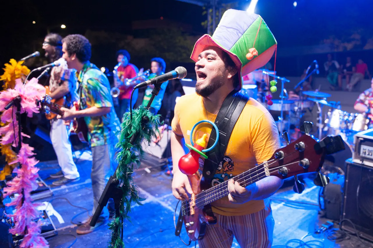 Os Transacionais fazem diversos shows neste fim de semana