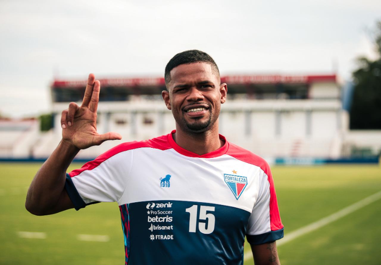 Topo 99+ imagem goleiro santos idade br.thptnganamst.edu.vn