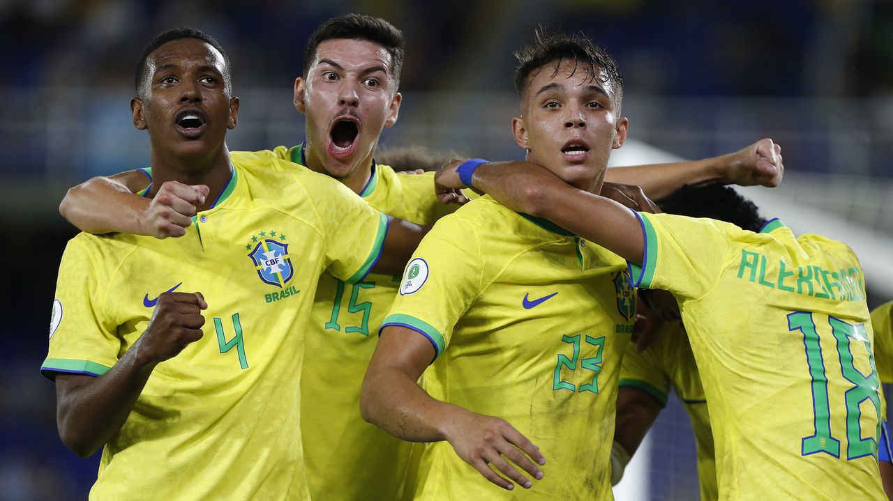 Seleção Brasileira derruba Argentina e se classifica para semifinal