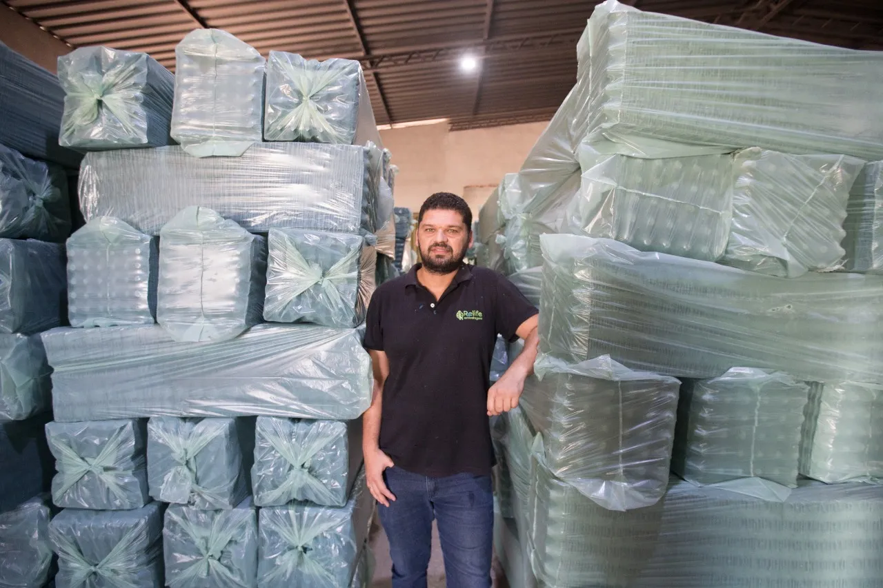 Renan Albuquerque investiu em segmento oposto a sua formação.