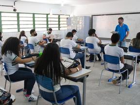 Alunos em escola estadual no Ceará