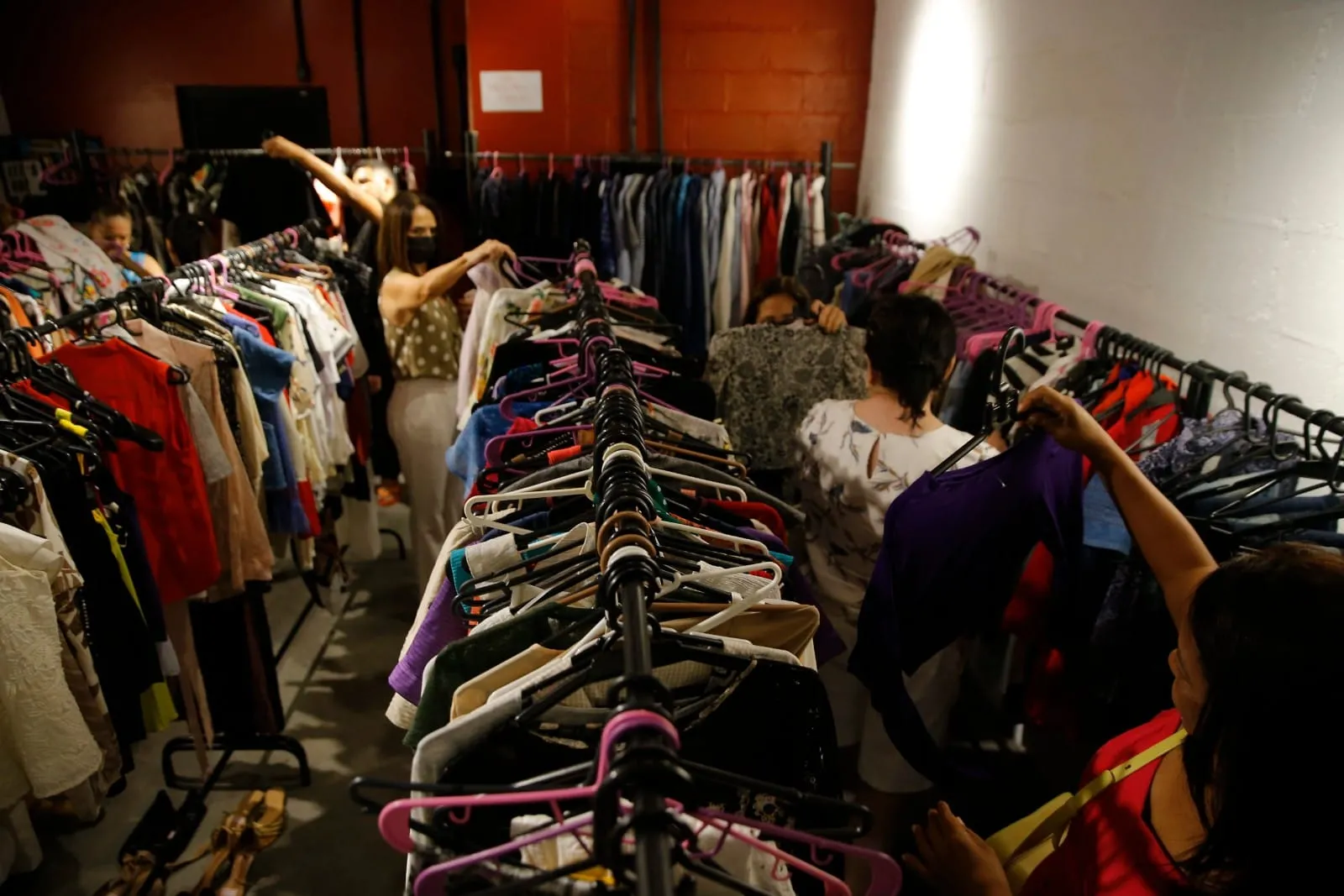 Vendas de peças a preços populares ficarão disponíveis até este domingo (29)
