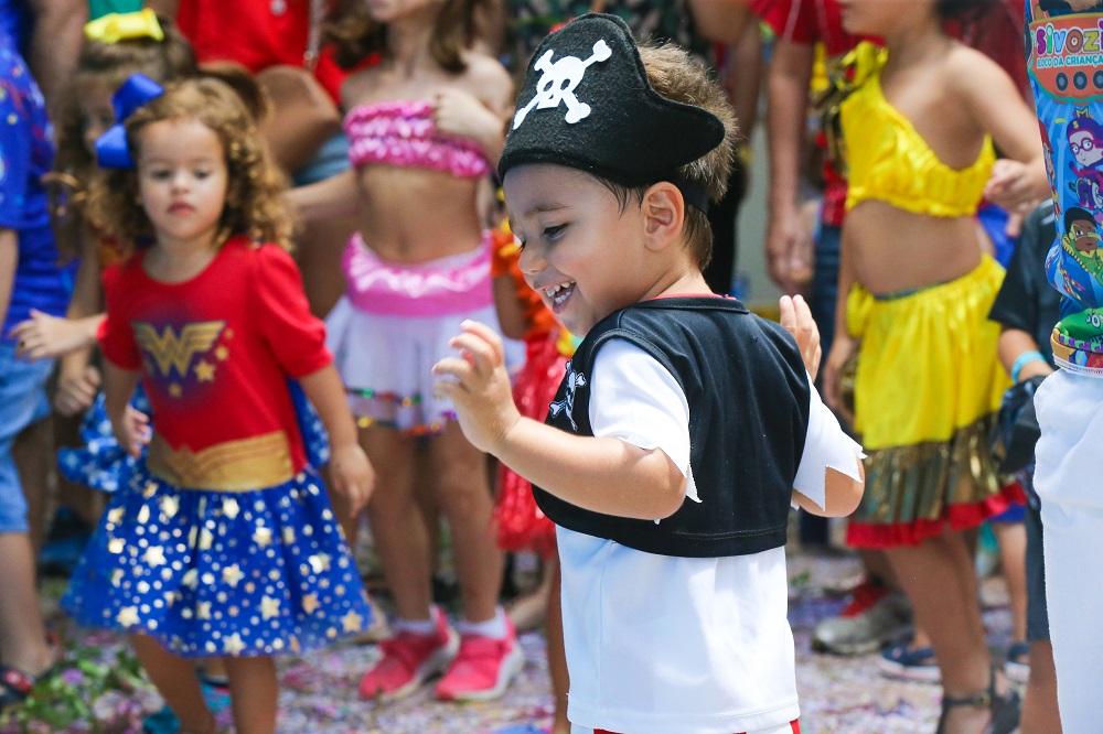 Baile de Carnaval das Crianças no Club Homs. – TV Homs