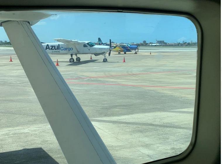 Demais aeronaves da Conecta parqueadas em Fortaleza, detalhe para o 