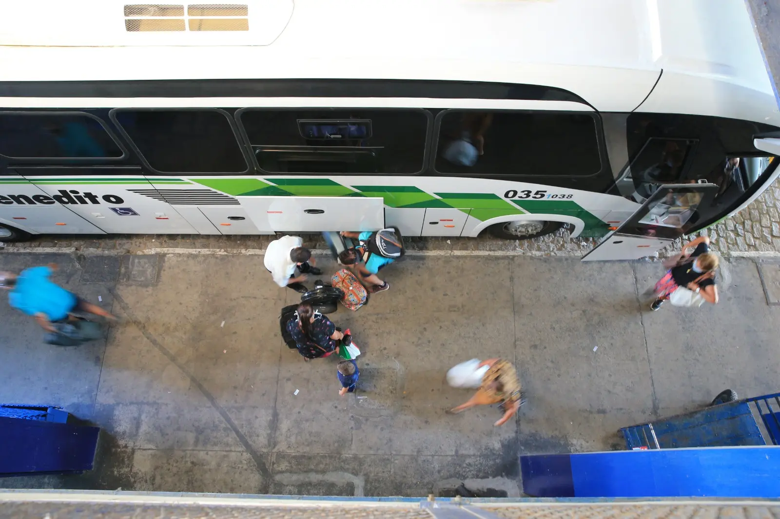 ônibus intermunicipal