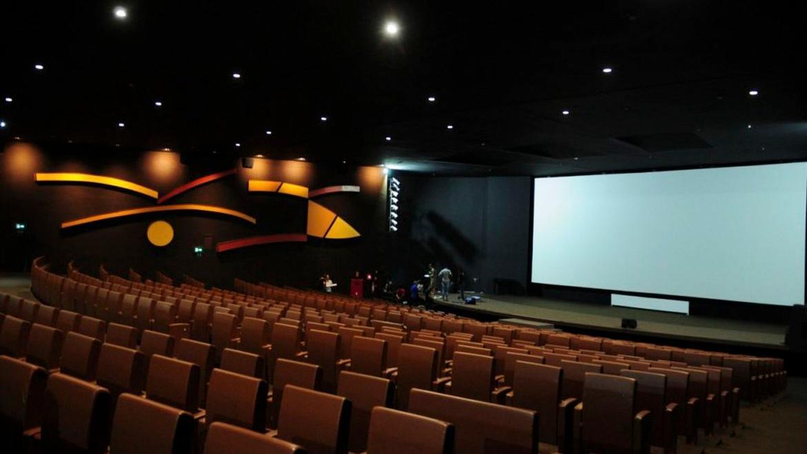 Centerplex Cinemas  Veja os filmes em cartaz, Compre ingresso online