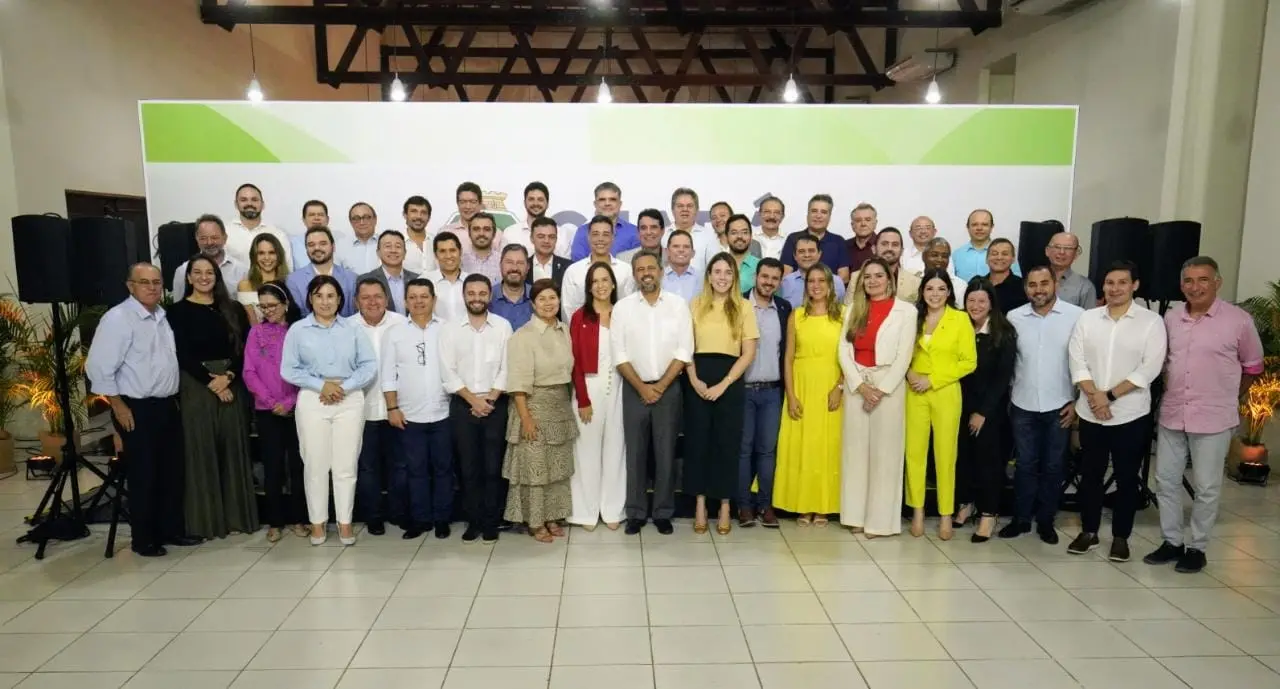 Governador recebeu deputados para almoço na Residência Oficial