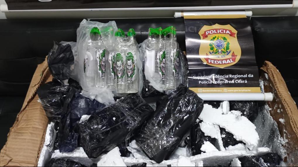 Polícia Federal apreende 180 frascos de lança-perfumes em transportadora em Fortaleza