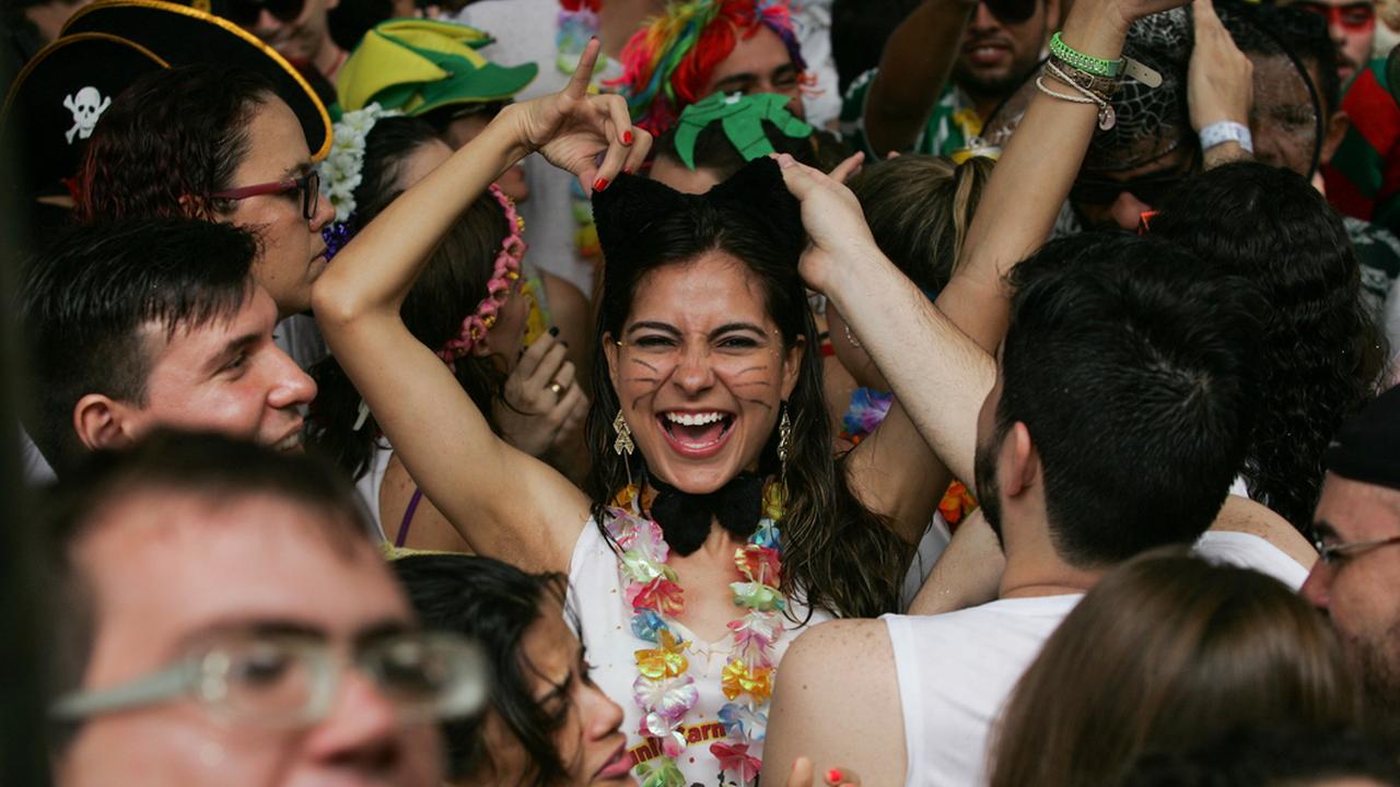 Baile de Carnaval das Crianças no Club Homs. – TV Homs