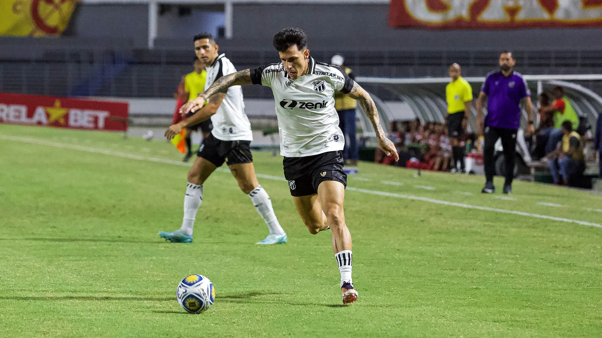 Jean Carlos foi titular nesta sexta-feira e criou algumas chances de perigo do Ceará