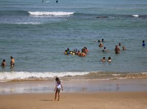 Relatório da SEMACE aponta que Praia de Iracema está própria para banho