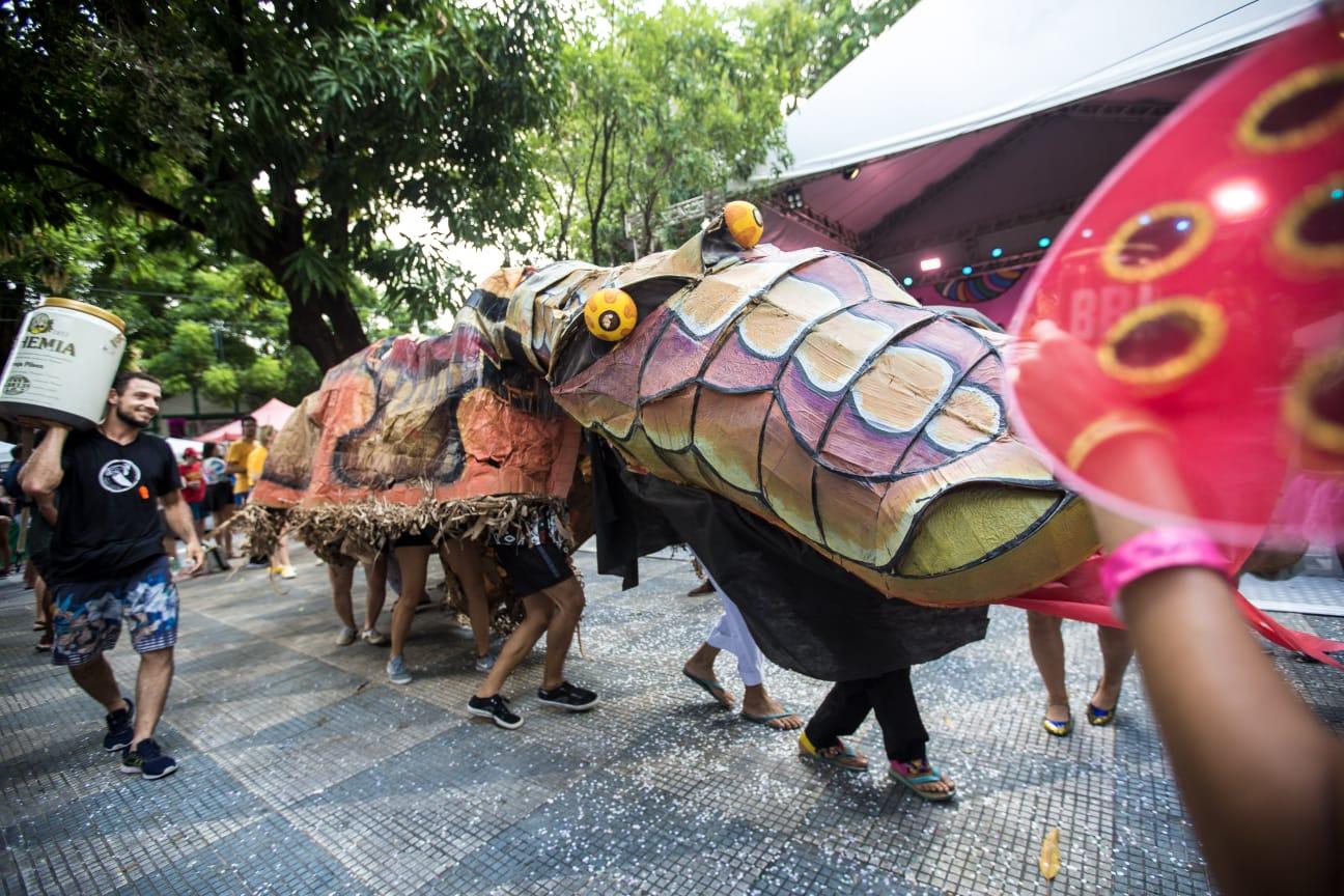 Dragão com sotaque cearense animou a Praça João Gentil