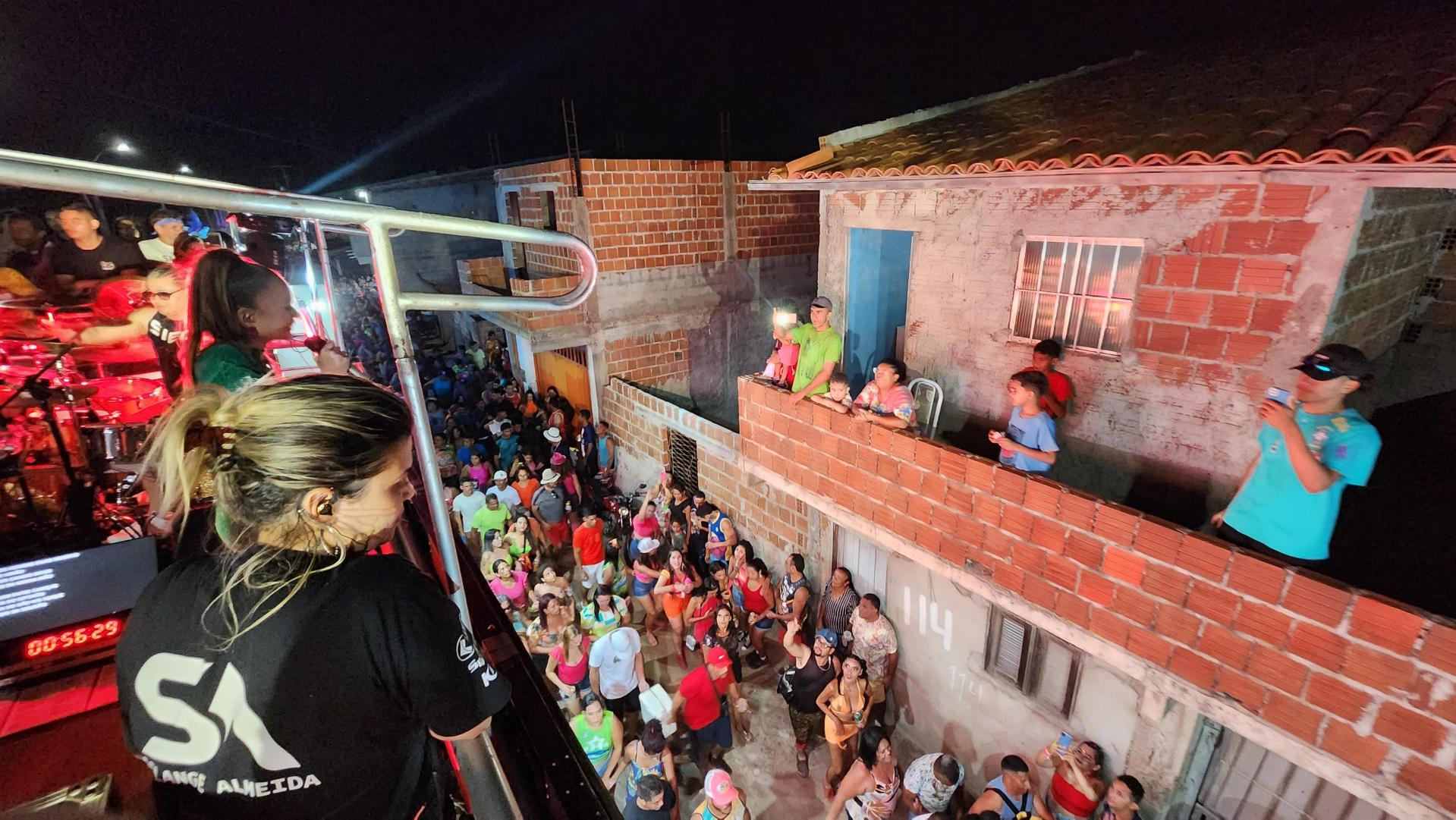 Público de Macau acompanhou Solange Almeida nas sacadas das casas