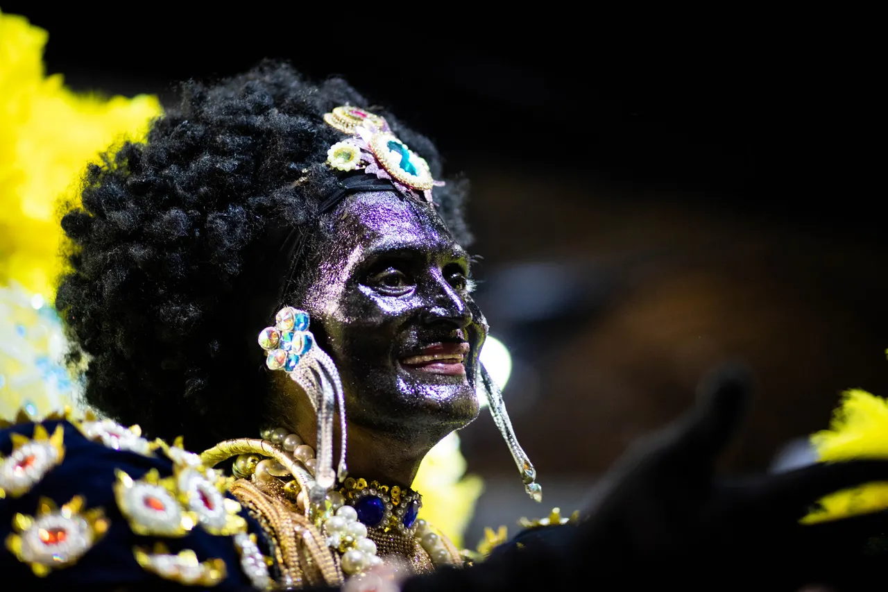 Para Marcos, do Maracatu Az de Ouro, sentimento é de resistência para este ano