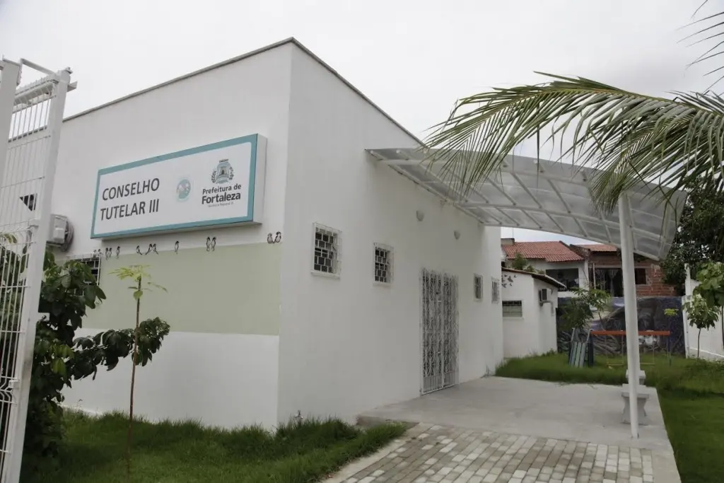 Fachada de um conselho tutelar