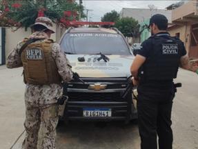 Policiais civis e militares realizaram prisão do suspeito, na posse de armamento
