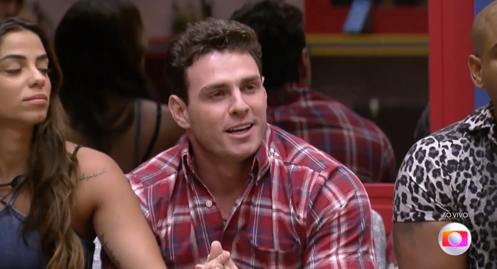 Gustavo foi eliminado na noite de sábado (25)