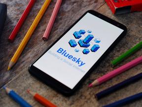 Bluesky, rede social de criador do Twitter, é lançada na App Store