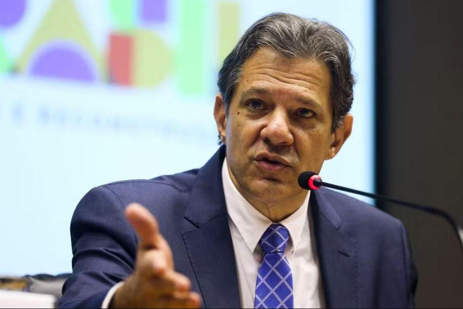 Haddad diz que governo vai tributar 'jogos eletrônicos' para compensar  correção da tabela do IR