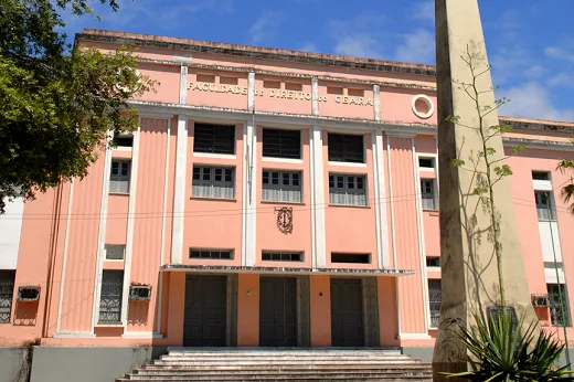 Faculdade de Direito da UFC é uma das mais disputadas do País