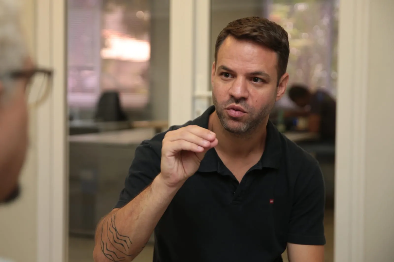 Francisco Vicente é diretor de investimentos da Yunus Negócios Sociais, integrante do Conselho Consultivo da Ande Brasil e professor de empreendedorismo social