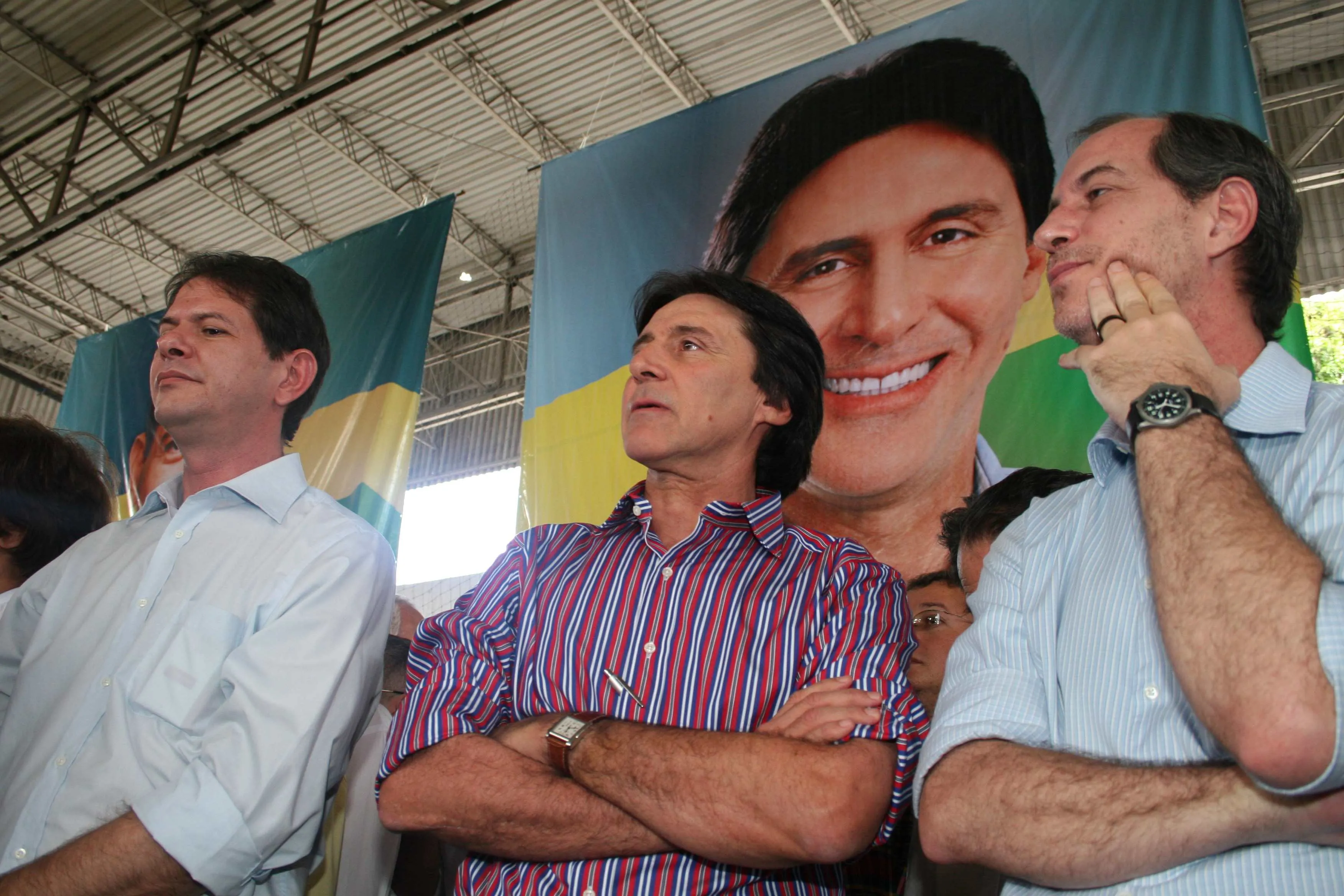 Cid Gomes, Eunício Oliveira e Ciro Gomes durante a campanha do emedebista para o Governo do Ceará em 2006