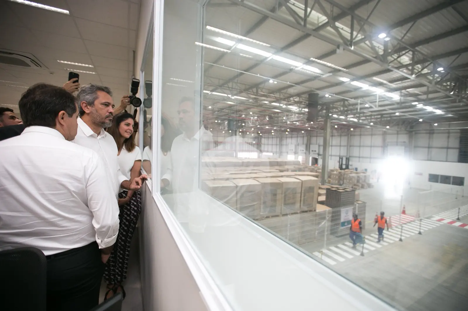 Governador na inauguração da nova fábrica da Diageo