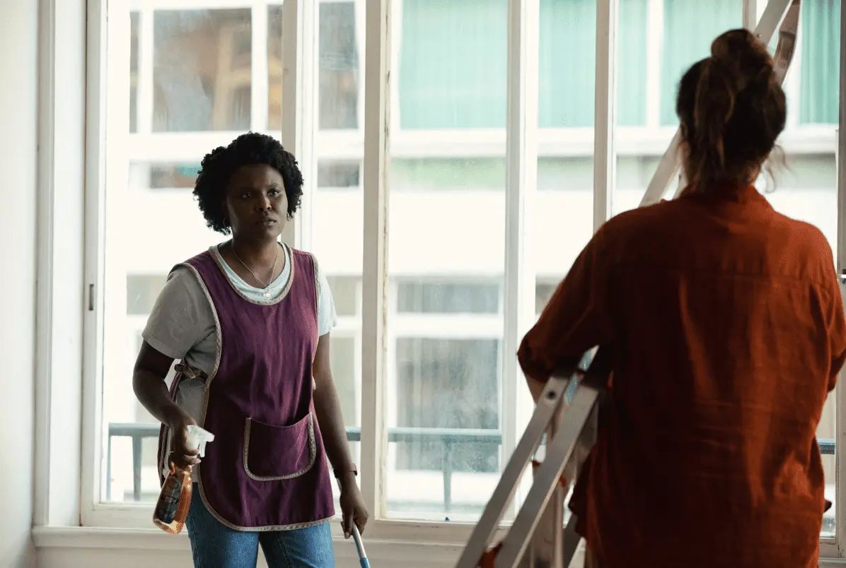 Luellem de Castro caracterizada como a personagem 'Mayara' em cena do especial 'Falas Femininas' da Rede Globo