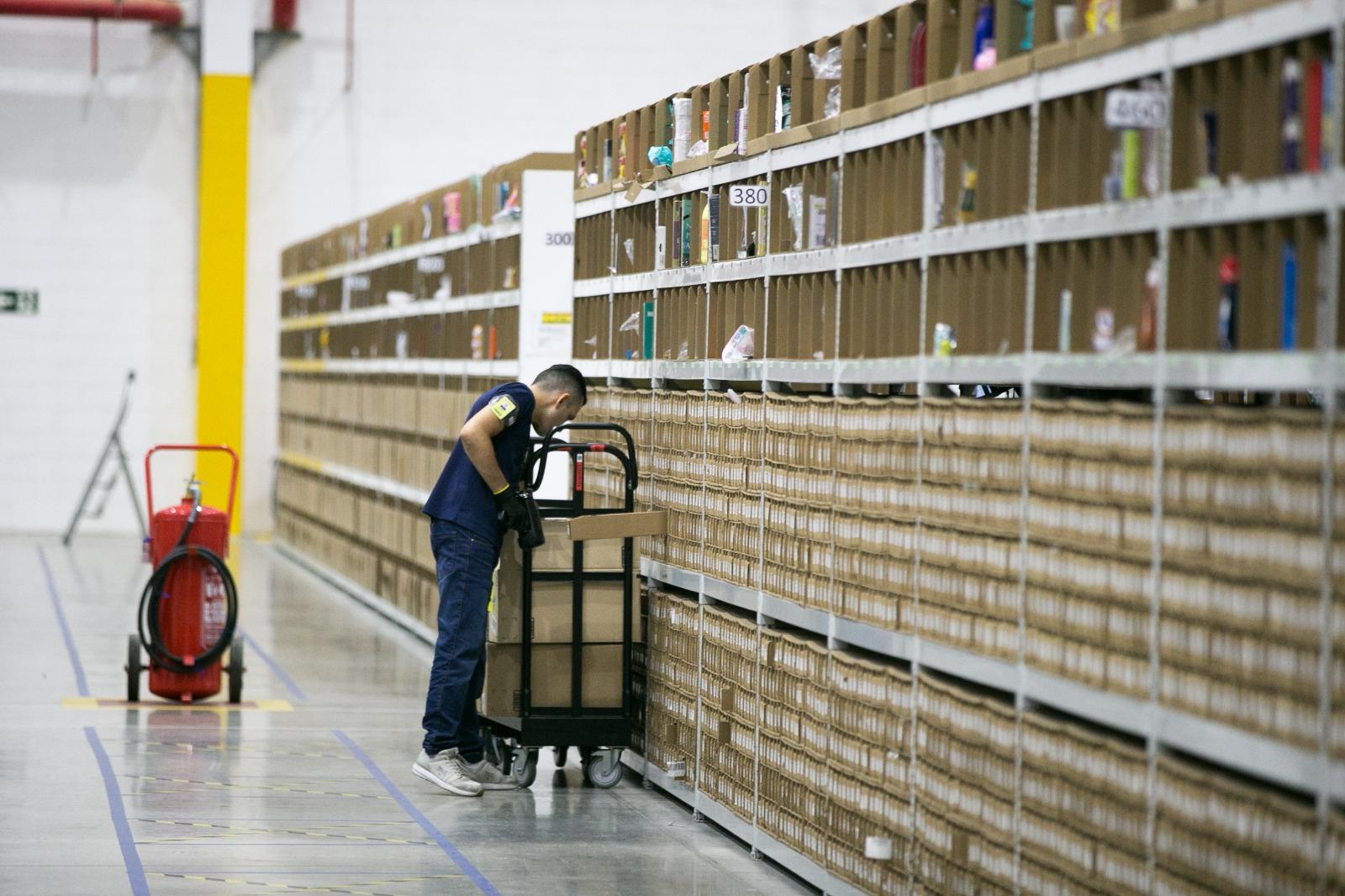 Centro de Distribuição da Amazon, em Itaitinga