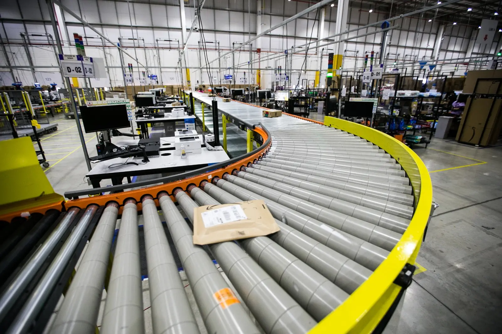 Centro de Distribuição da Amazon, em Itaitinga