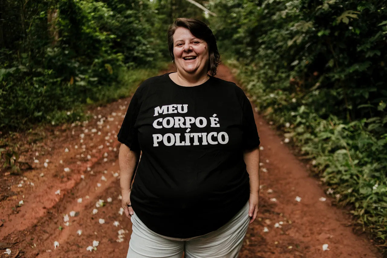 Malu Jimenez é uma das pioneiras na pesquisa e no ativismo antigordofobia no Brasil