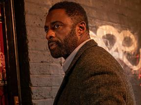 Idris Elba em cena do filme 'Luther'