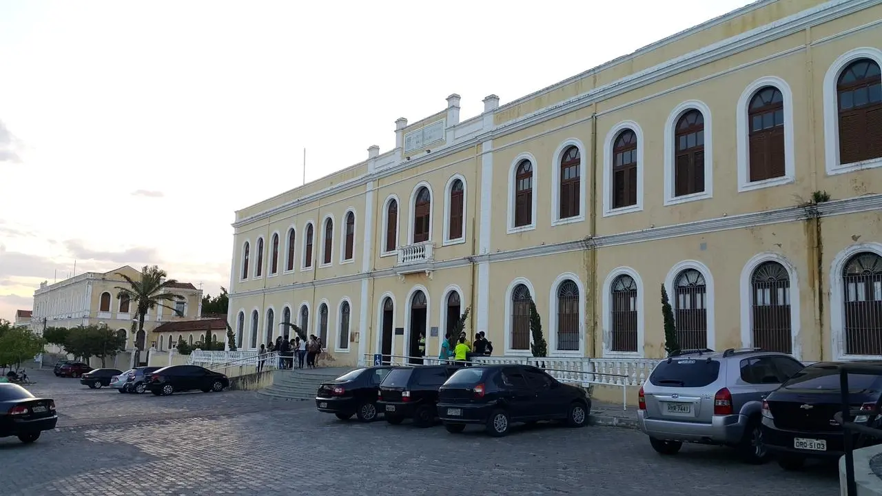 fachada da UVA em sobral