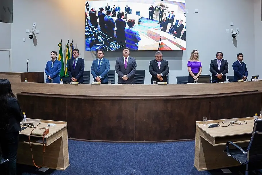 Mesa diretora em Juazeiro do Norte