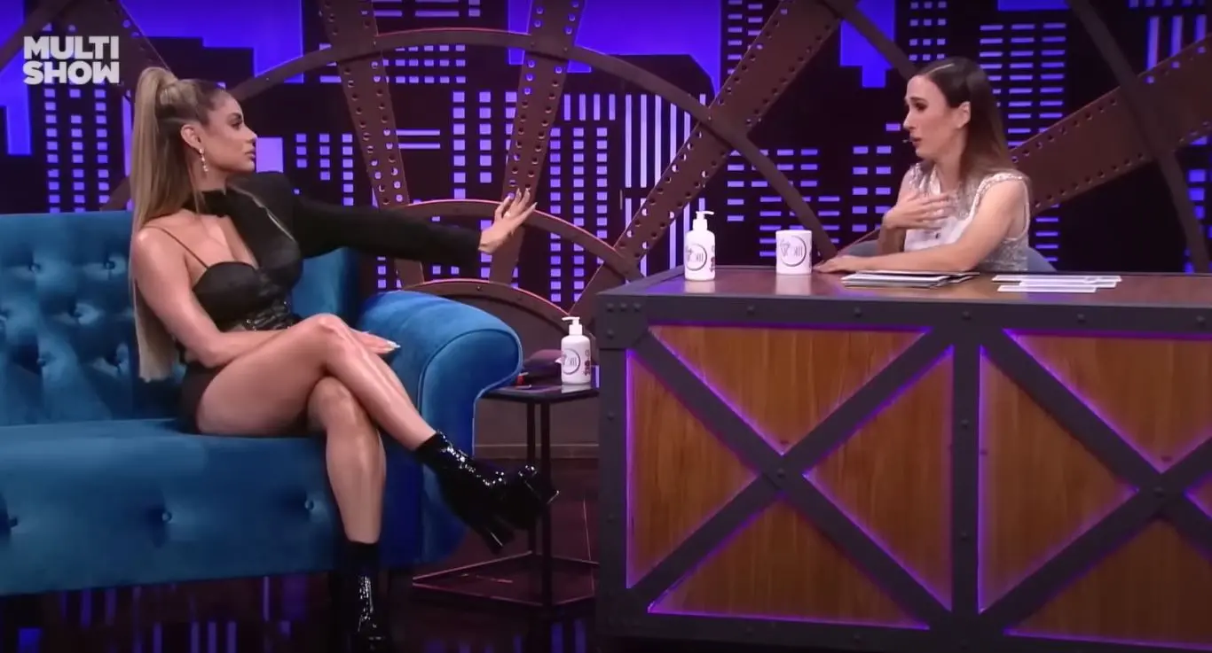 lexa entrevistada por tata werneck no lady night